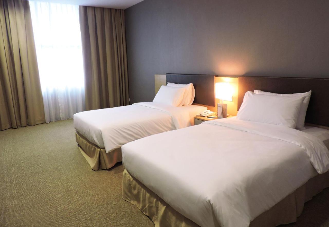 Hotel N°5 Kota Kinabalu Kültér fotó