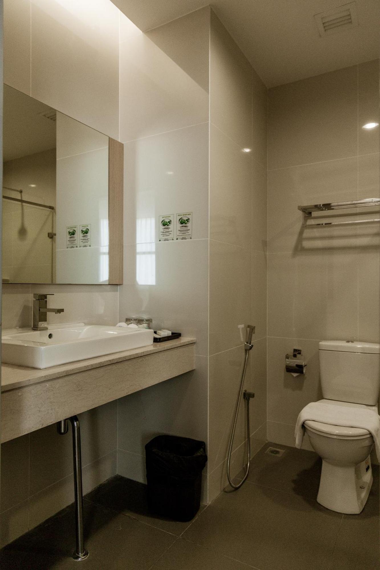 Hotel N°5 Kota Kinabalu Kültér fotó