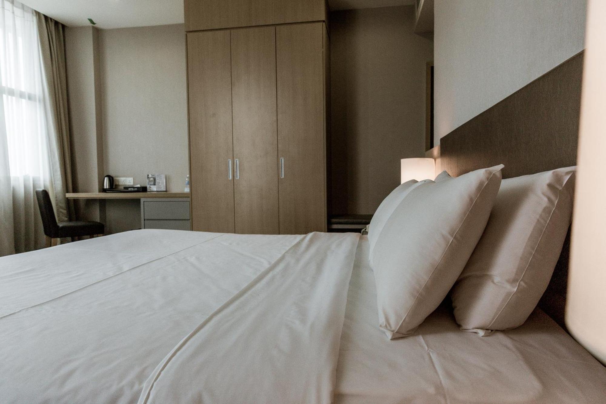 Hotel N°5 Kota Kinabalu Kültér fotó