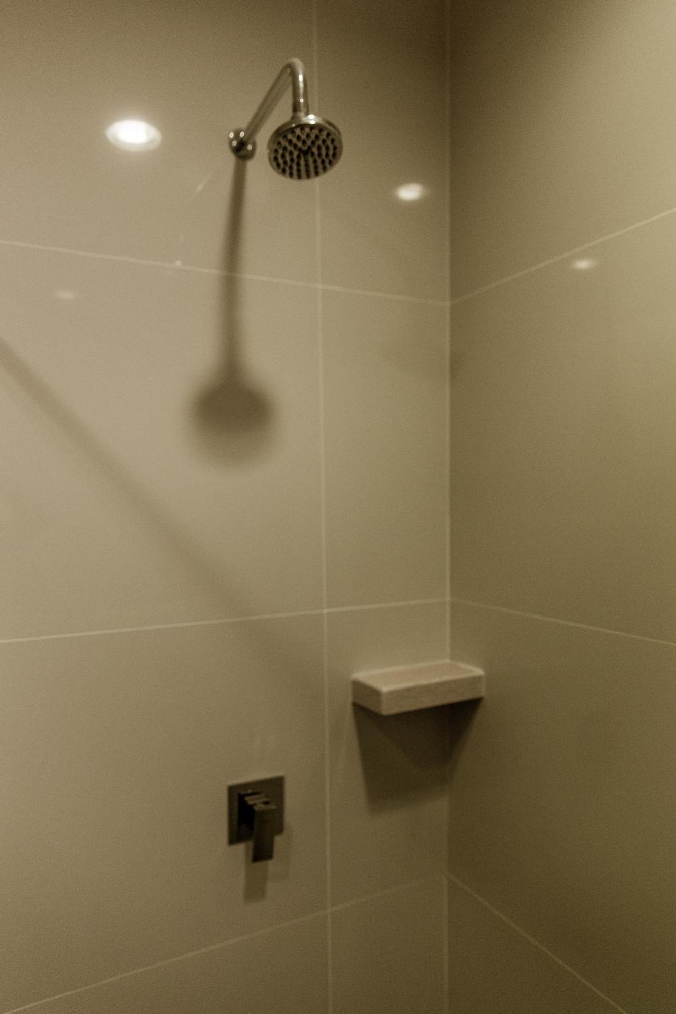 Hotel N°5 Kota Kinabalu Kültér fotó
