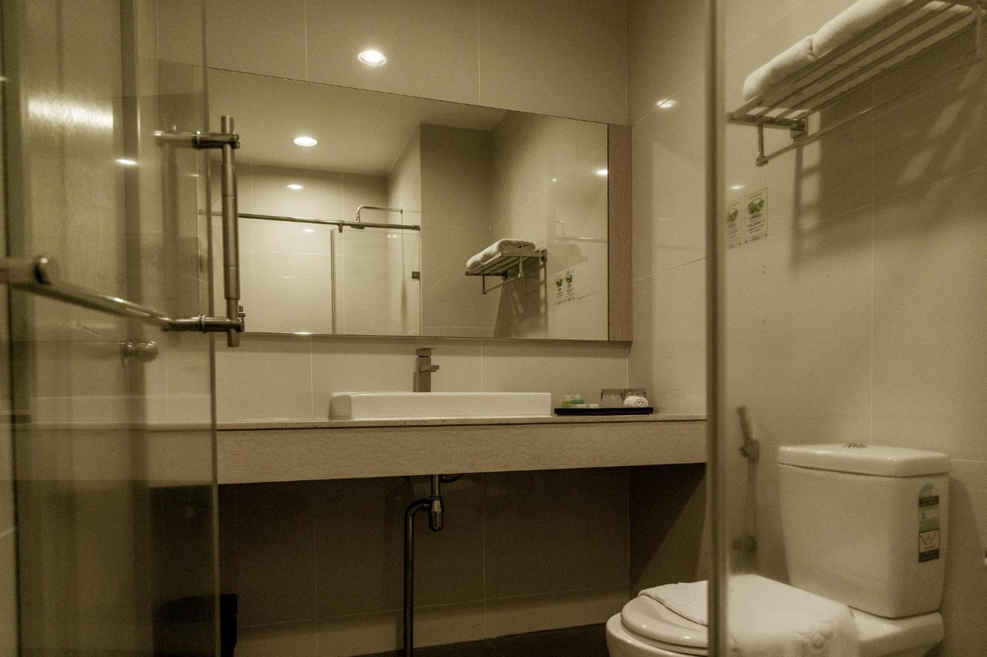 Hotel N°5 Kota Kinabalu Kültér fotó