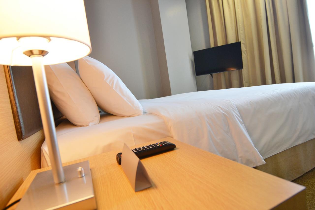 Hotel N°5 Kota Kinabalu Kültér fotó